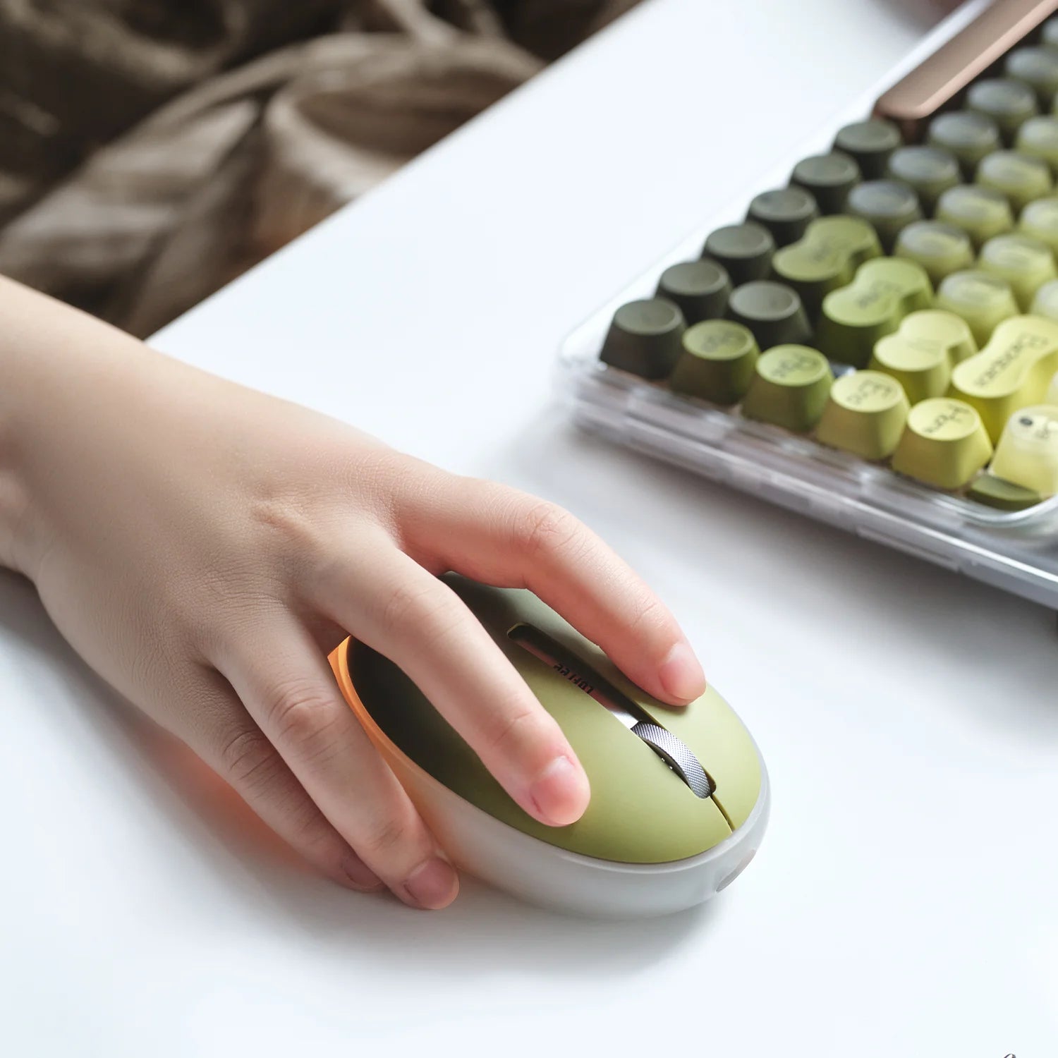 432Hz Polar Moss Wireless Mouse