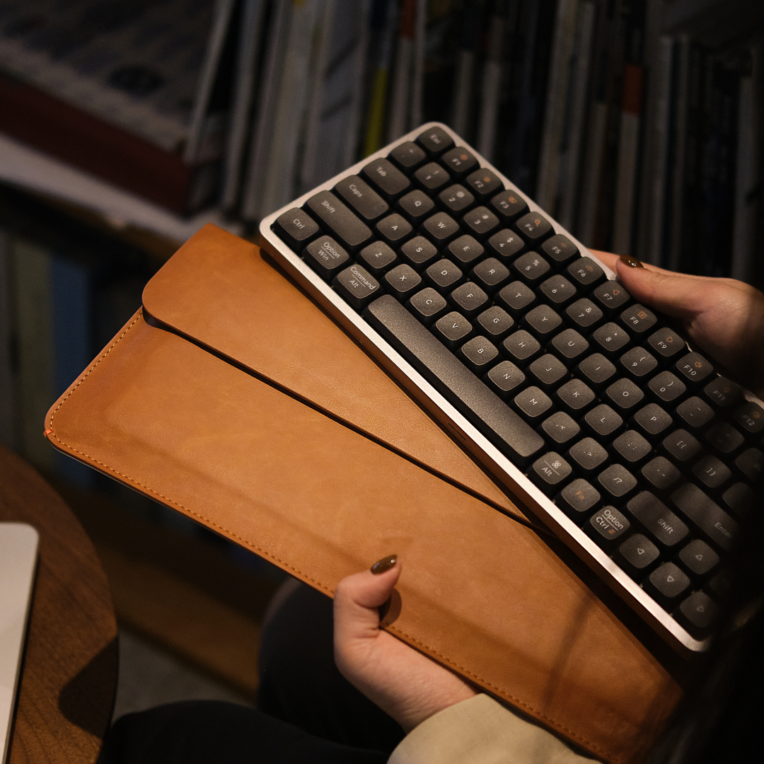 Keyboard Sleeve for Flow84