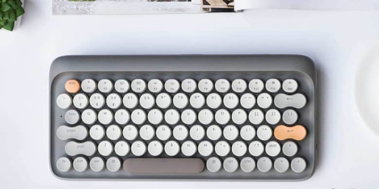 This mechanical wireless keyboard combines the best of new and old