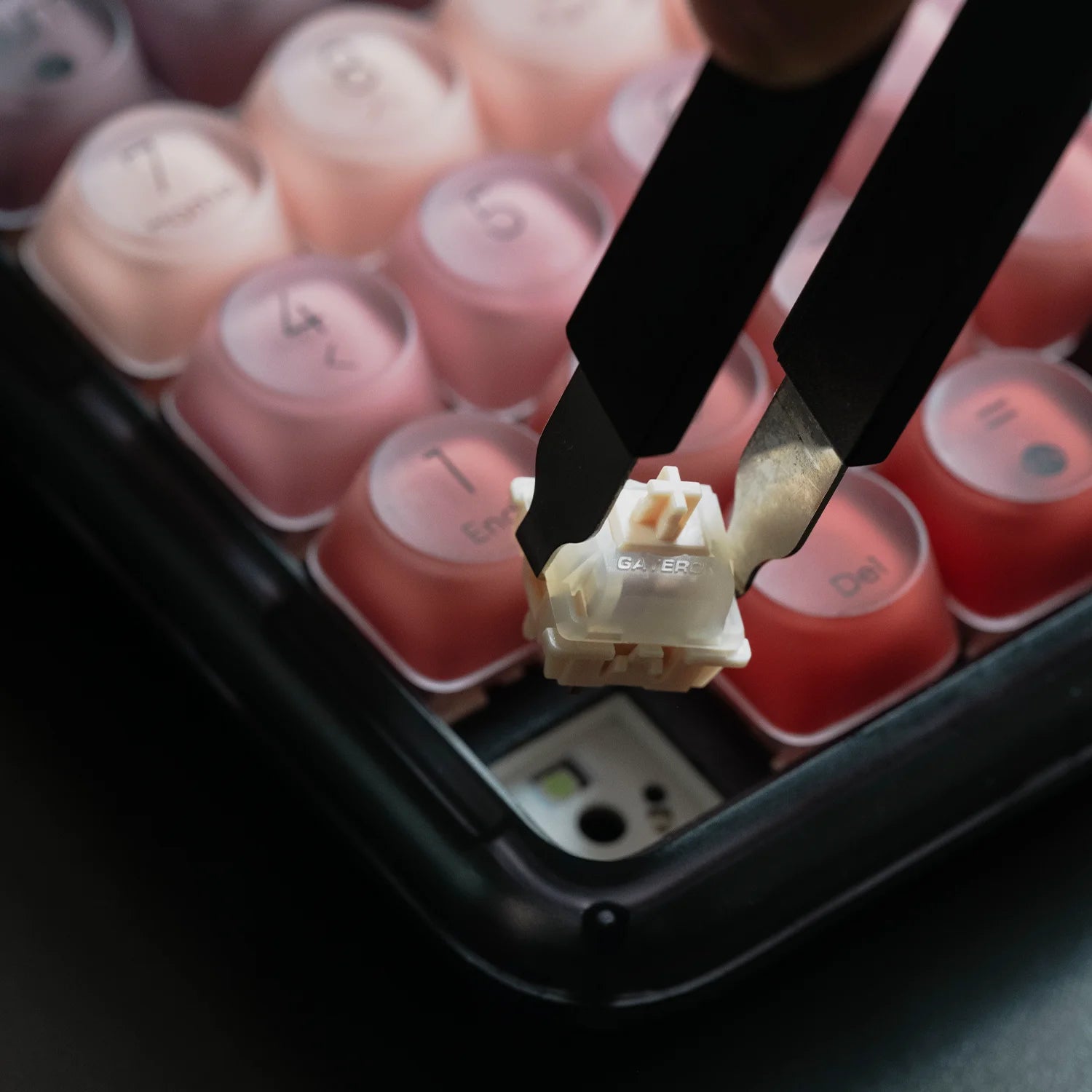 Lipstick Tri-Mode Wireless Numpad (Black)